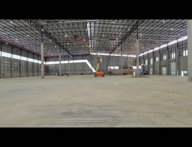 9,910M² WAREHOUSE TO LET IN JET PARK